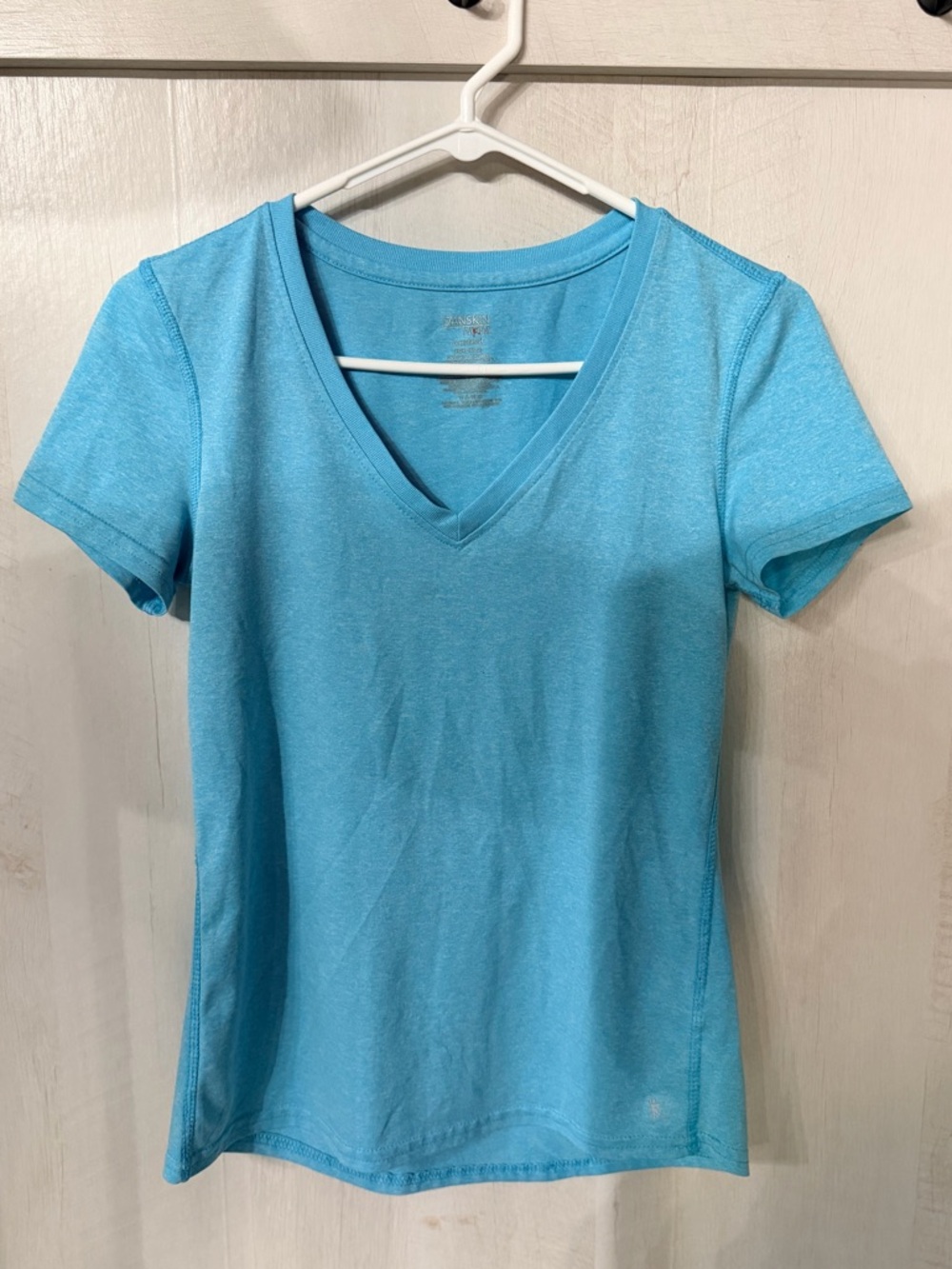 Danskin Now Women's V-Neck Tee in Aqua